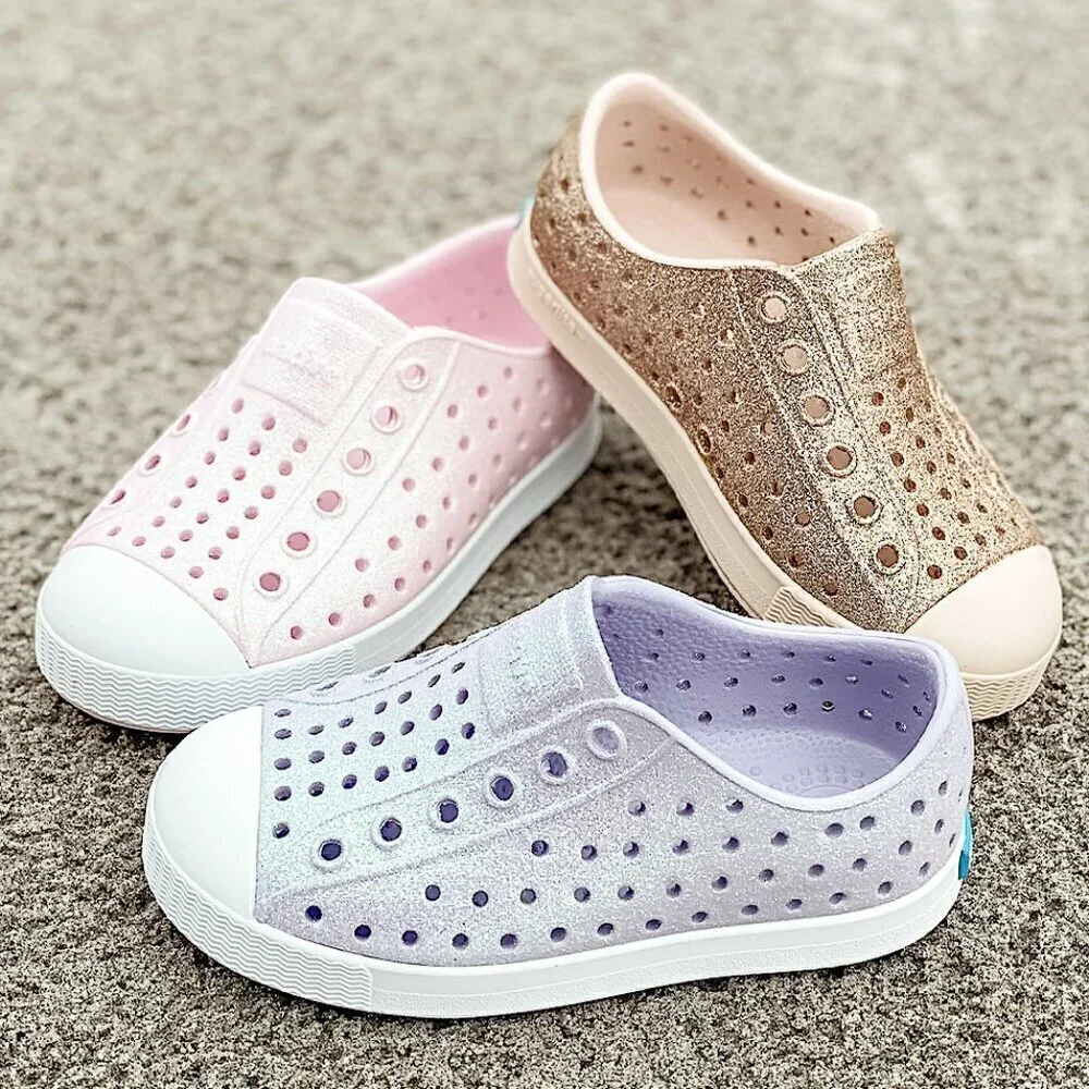 NATIVE Shoes Kids' Jefferson Bling Slip-On Sneaker in Barely Pink Bling/ White